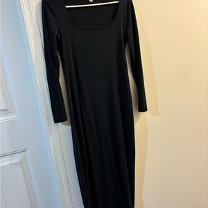 Black Long Sleeve Scoop Neck Maxi Dress - Brand Unknown